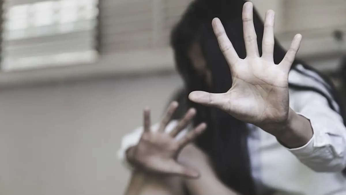 Öğrencisine cinsel istismar suçlamasıyla yargılanan öğretmene 11 yıl hapis