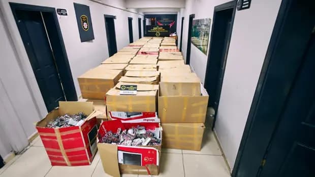 Mersin’de dev operasyon: 2,2 milyon sentetik ecza ele geçirildi