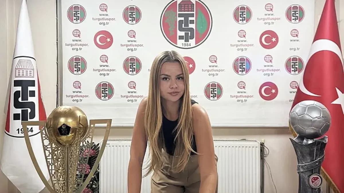 Turgutluspor'dan tarihi ilk: Takım 22 yaşındaki Zeynep Mestan'a emanet