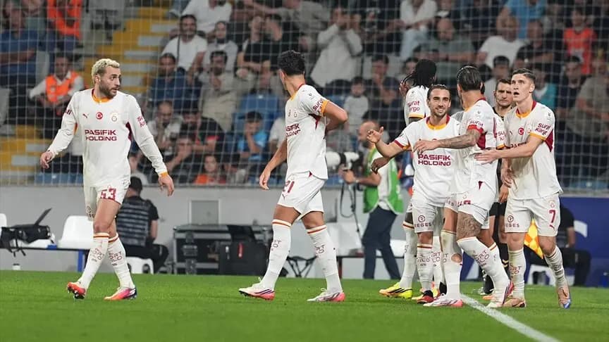 Galatasaray, Başakşehir deplasmanında Sara'nın frikiğiyle kazandı
