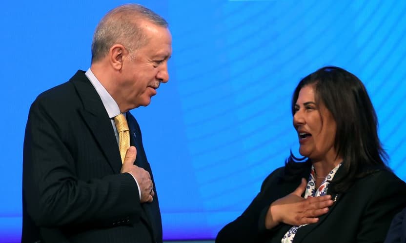 Özlem Çerçioğlu ailesine TOGG kıyağı