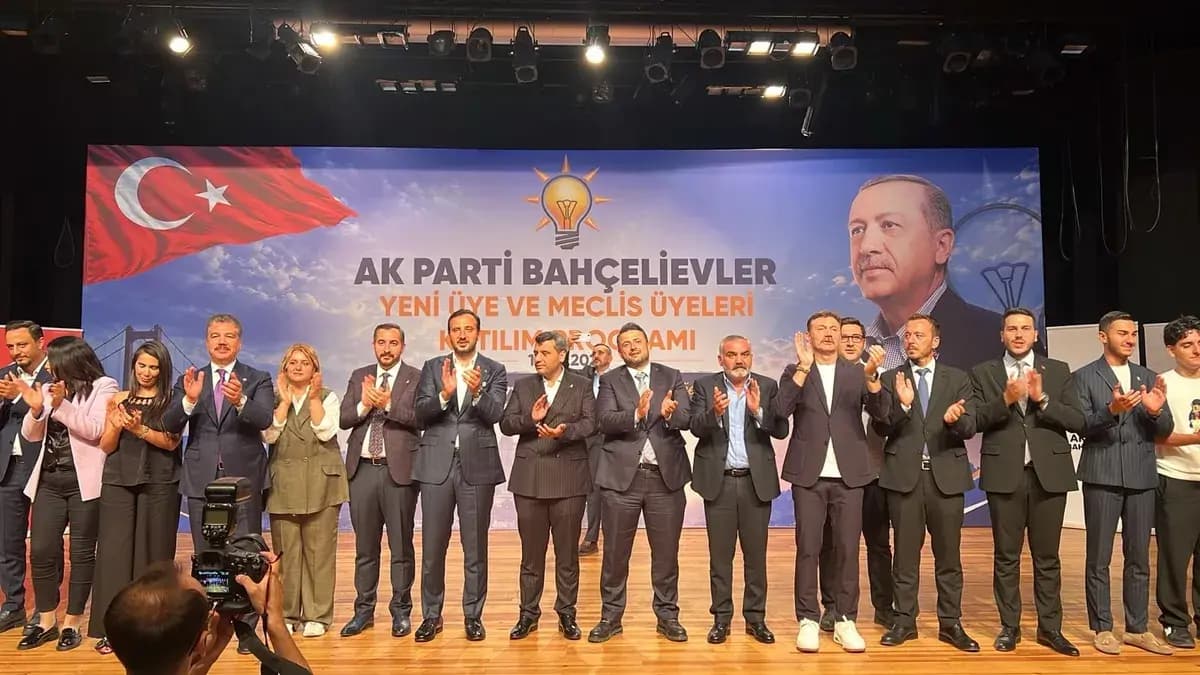Özgür Çelik’in belirlediği meclis üyeleri AK Parti'ye geçti