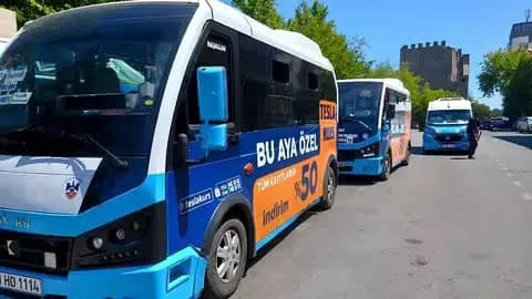 Diyarbakır’da toplu ulaşım krizi: Esnaf kontak kapattı, belediye karşı çıktı