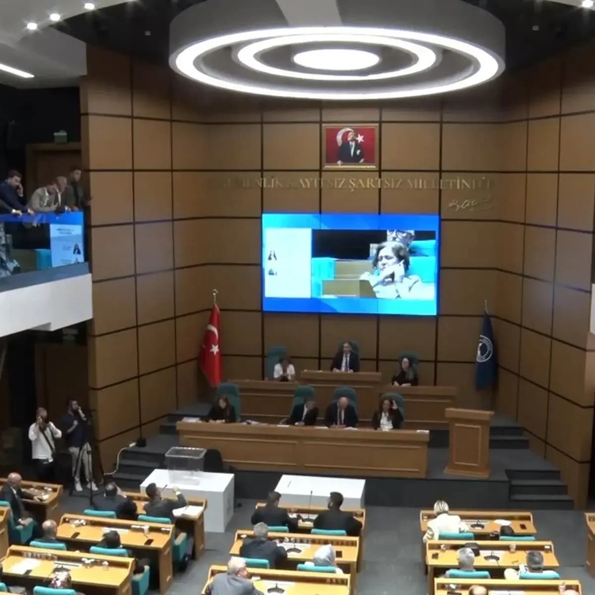 Üsküdar'da flaş gelişme: Belediye başkan vekilliği seçimi yenileniyor!
