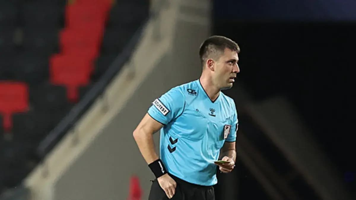 Trabzonspor - Galatasaray maçının hakemi açıklandı