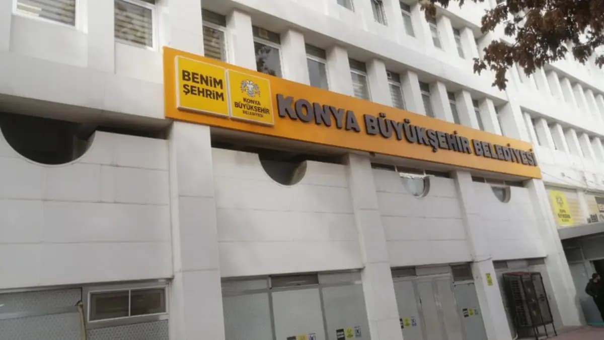 Bu belediyede kadının ne adı var ne işi!