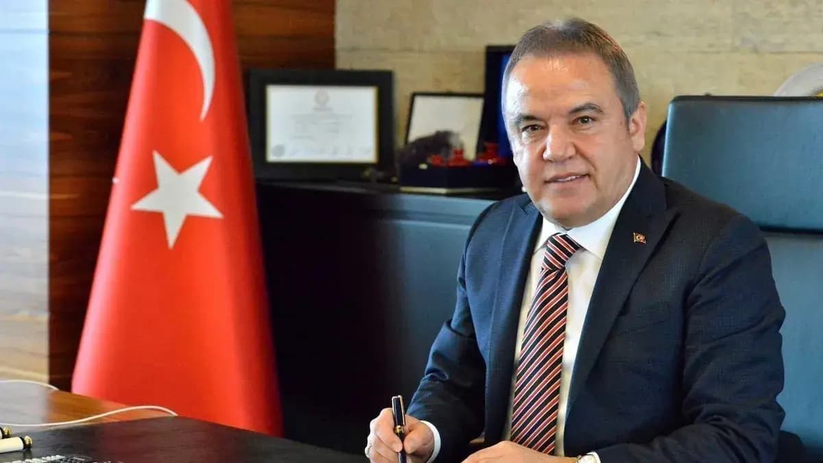 SON DAKİKA... Muhittin Böcek soruşturmasında fuhuş detayı! 11 genç kadın işe alınma vaadiyle birlikte olmaya zorlanmış: Şoke eden iddialar
