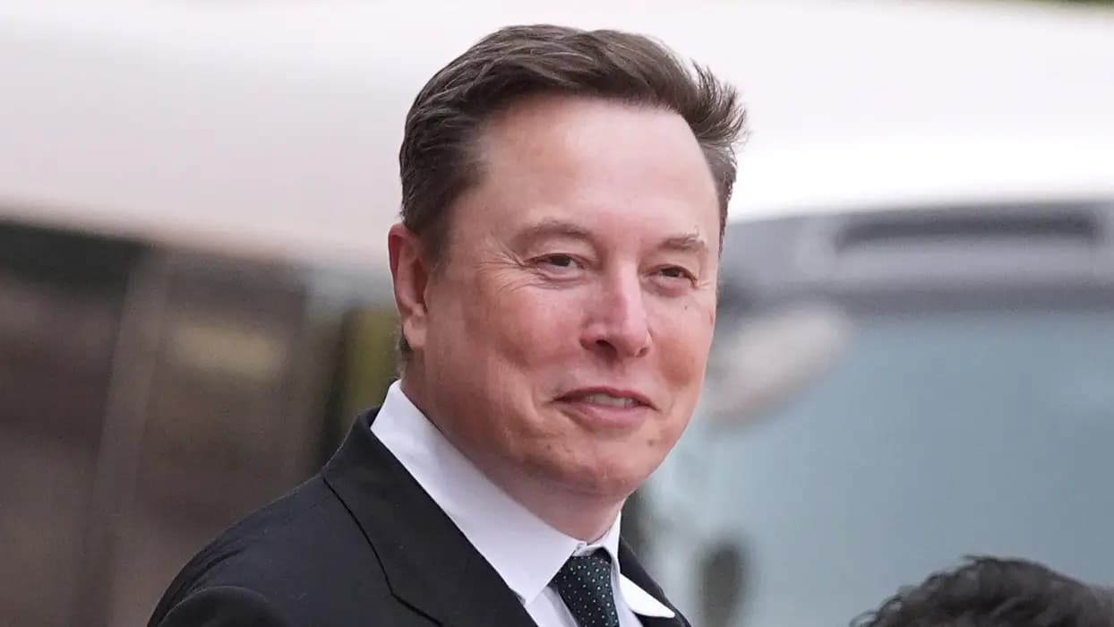 Elon Musk'tan yapay zeka sorusuna esprili cevap: Zaten bir gün hepimiz öleceğiz