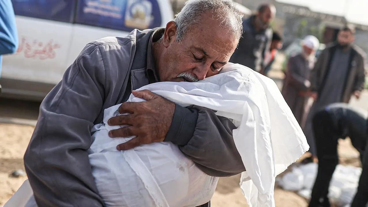 Gazze'de şehit sayısı 73 bin 651'e yükseldi