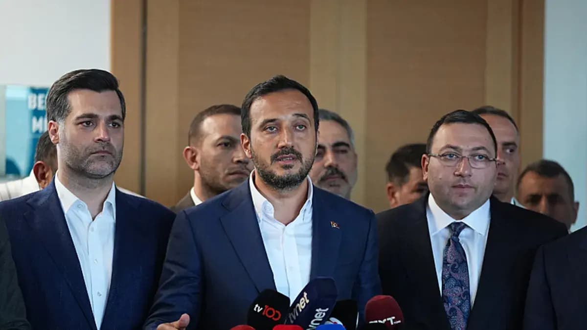 AK Parti İstanbul İl Başkanı Özdemir Üsküdar Başkanvekilliği seçimi sonrası konuştu: Şimdi Üsküdar'da hizmet zamanı