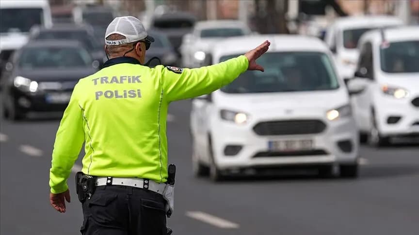 Başkentte yarın bazı yollar trafiğe kapatılacak