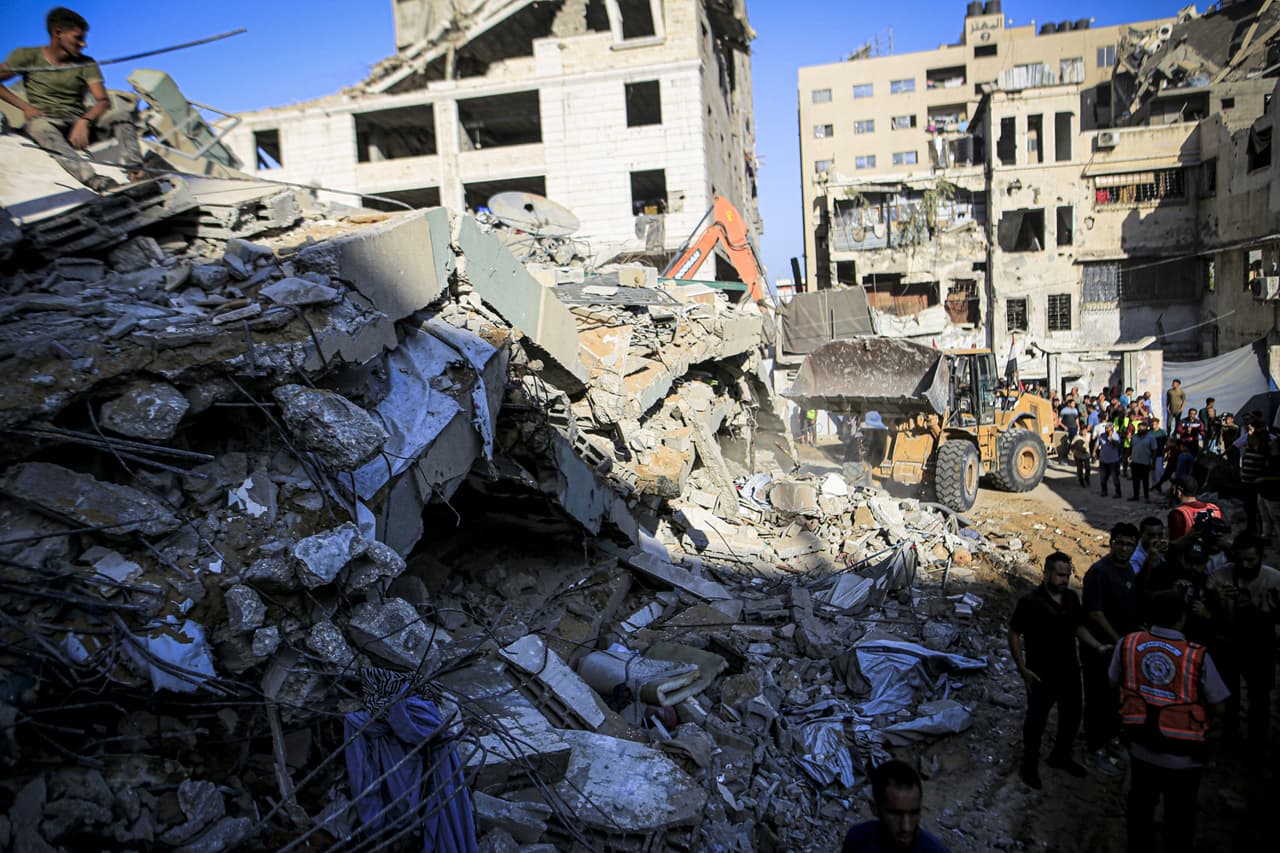 Gazze'de şehit sayısı 73 bin 795'e çıktı