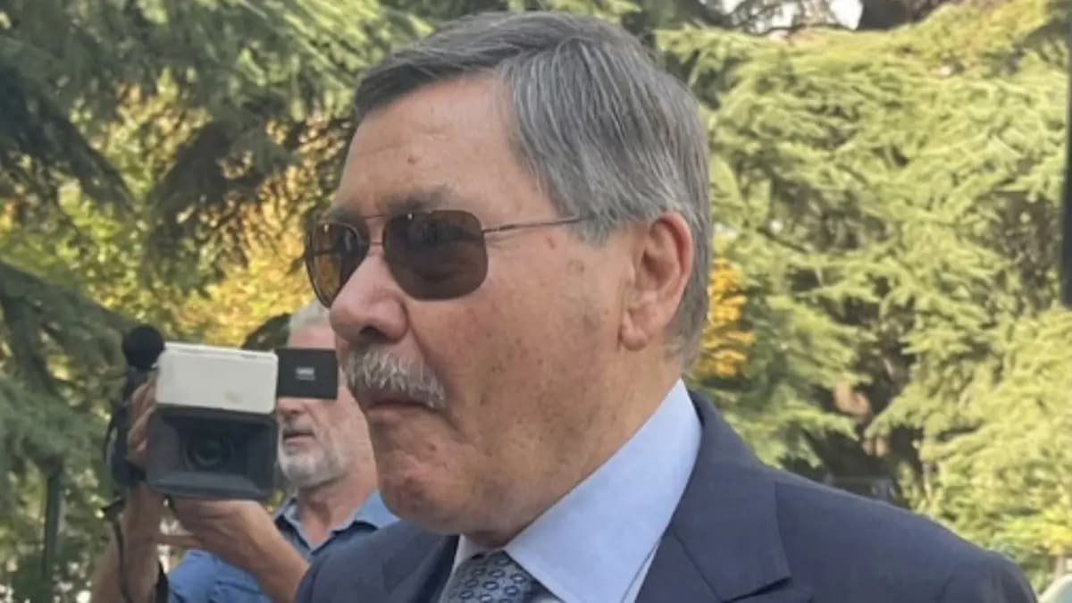 Sanatın içine tükürdü parsel parsel sattı milyarları batırdı