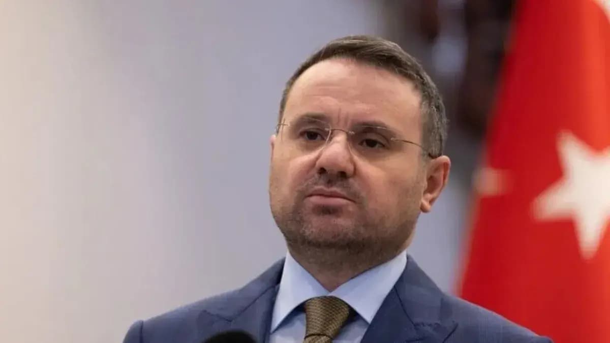 Bakan Gürlek duyurdu: 5 il merkezli "Ailem güvende" operasyonu: 162 şüpheliye adli işlem
