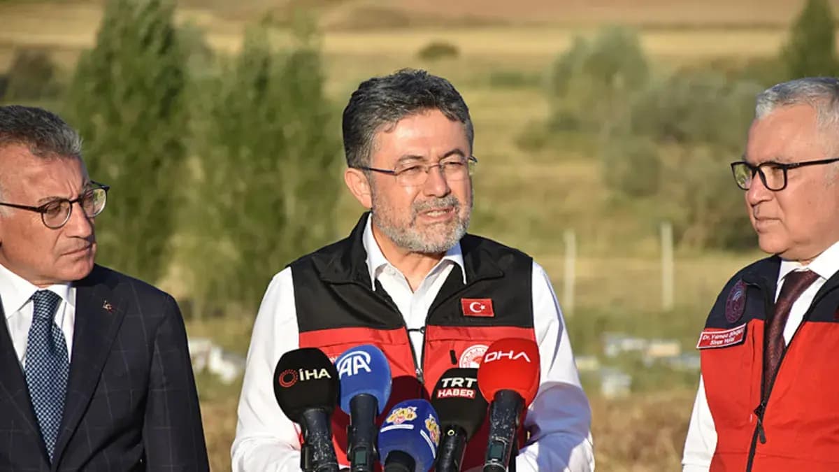 Bakan Yumaklı'dan orman yangını uyarısı: Alevlenmeye sebep olabilecek hususlardan kaçının