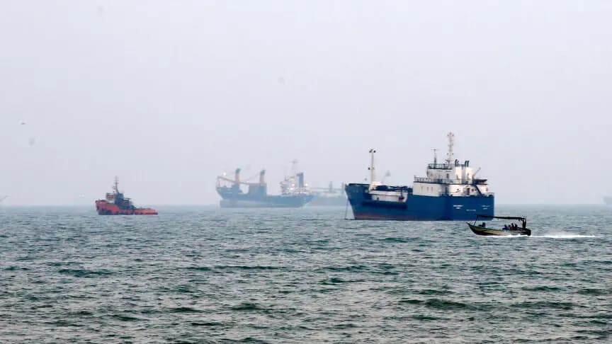 ABD ordusu, İran'a deniz ablukasında 96 ticari geminin rotasını değiştirdiğini açıkladı
