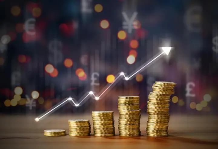 Altın fiyatlarında sert yükseliş! Gram altın 7 bin TL sınırına dayandı