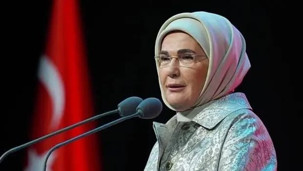 Emine Erdoğan'dan yeni eğitim dönemi mesajı