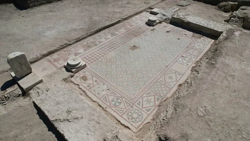 Kastamonu Pompeiopolis Antik Kenti'nde 105 metrekarelik zemin mozaikleri açığa çıkarıldı