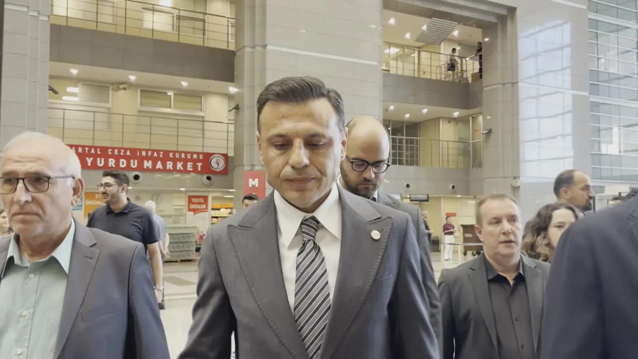 Özgür Çelik ifade vermek için Çağlayan'da