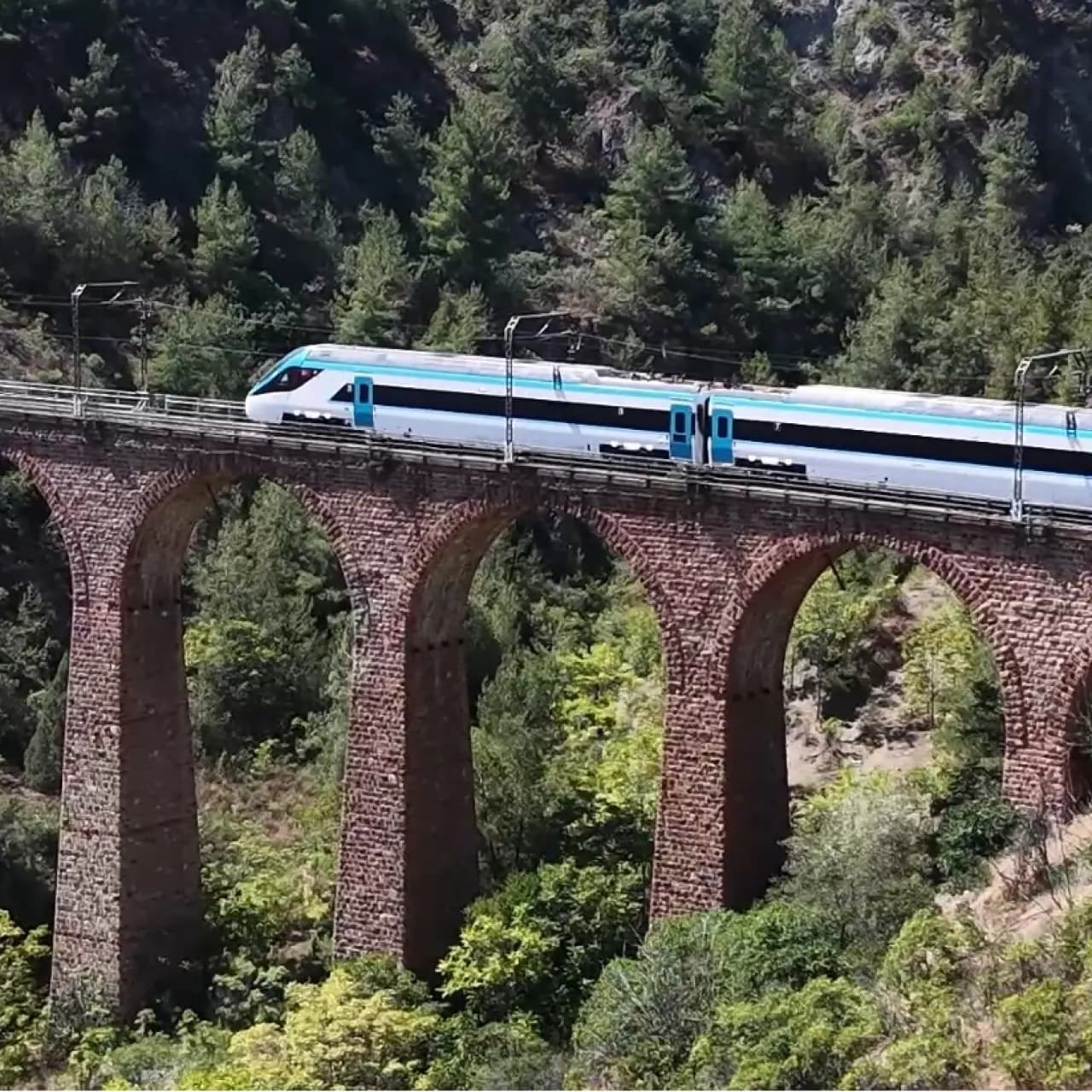 250 kilometre hıza ulaştı