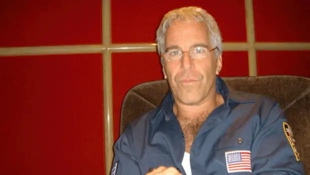 Jeffrey Epstein'ın suç ortaklarına yargı yolunun açılması için ilk adım