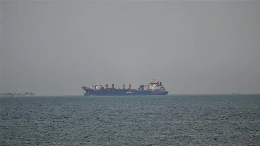 CNN: ABD güçleri Hürmüz Boğazı'ndan 18 milyon varil petrol taşıyan 40 gemiye refakat etti