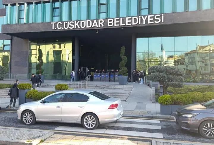 SON DAKİKA... Üsküdar Belediyesi'nde başkan vekili seçimi başladı