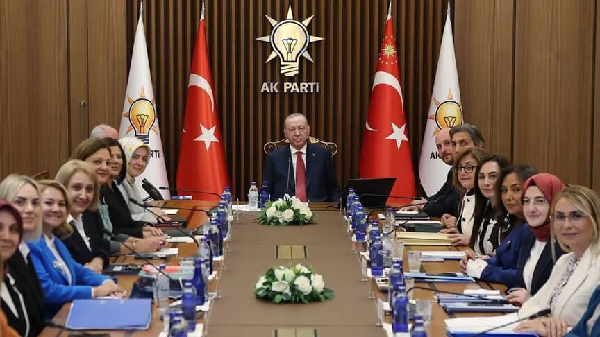 Cumhurbaşkanı ve AK Parti Genel Başkanı Erdoğan, partisinin kadın belediye başkanlarını kabul etti