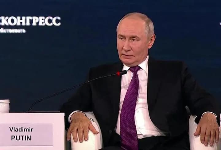 Putin'den Batı'ya suçlama: "Sivil uçaklara tehdit devlet terörizmidir"