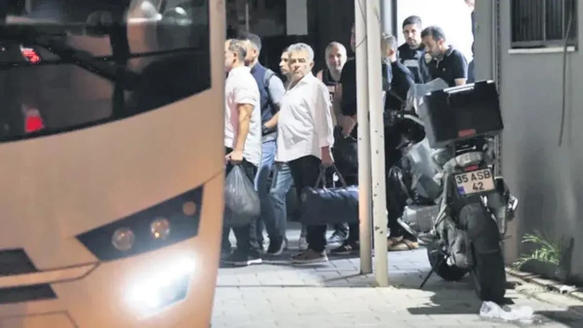 Rüşvet soruşturmasında 47 şüpheli adliyede