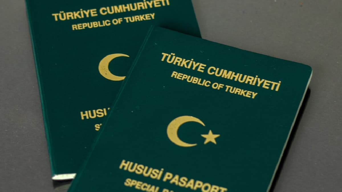 Bir meslek grubundan daha yeşil pasaport talebi