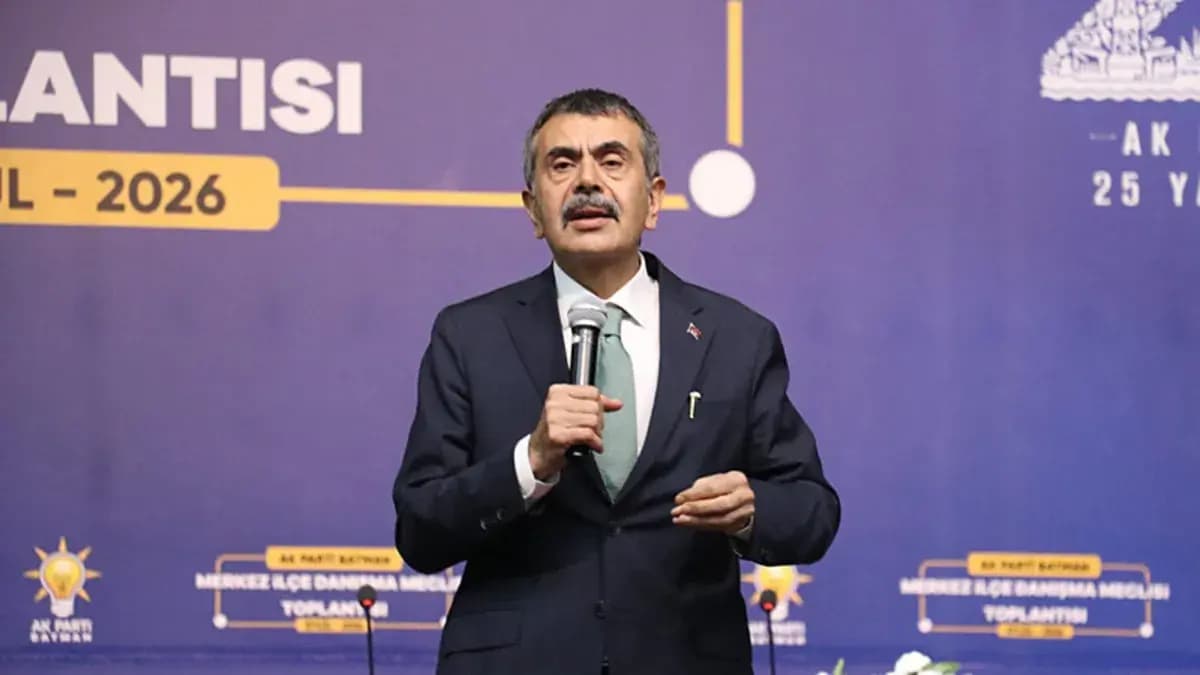 Bakan Tekin: “Kimsenin Türkiye Cumhuriyeti devleti vatandaşlarının kardeşliğine engel olmasına müsaade etmeyin”