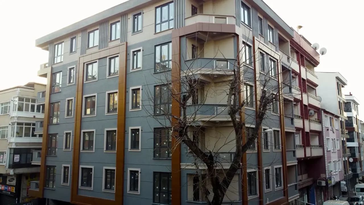 Yarısı Bizden kampanyası 31 Aralık 2027'ye kadar uzatıldı! İstanbul'da 15 bin kiralık konut için başvurular 14 Eylül'de