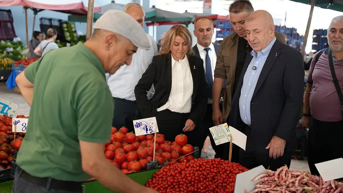 'YENi Parti ile birleşip bizi kurtar başkan!'