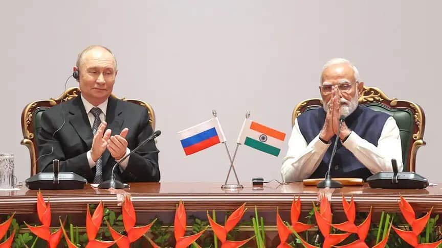 Savaşın gölgesinde gelişmeye devam eden stratejik ortaklık: Moskova-Yeni Delhi