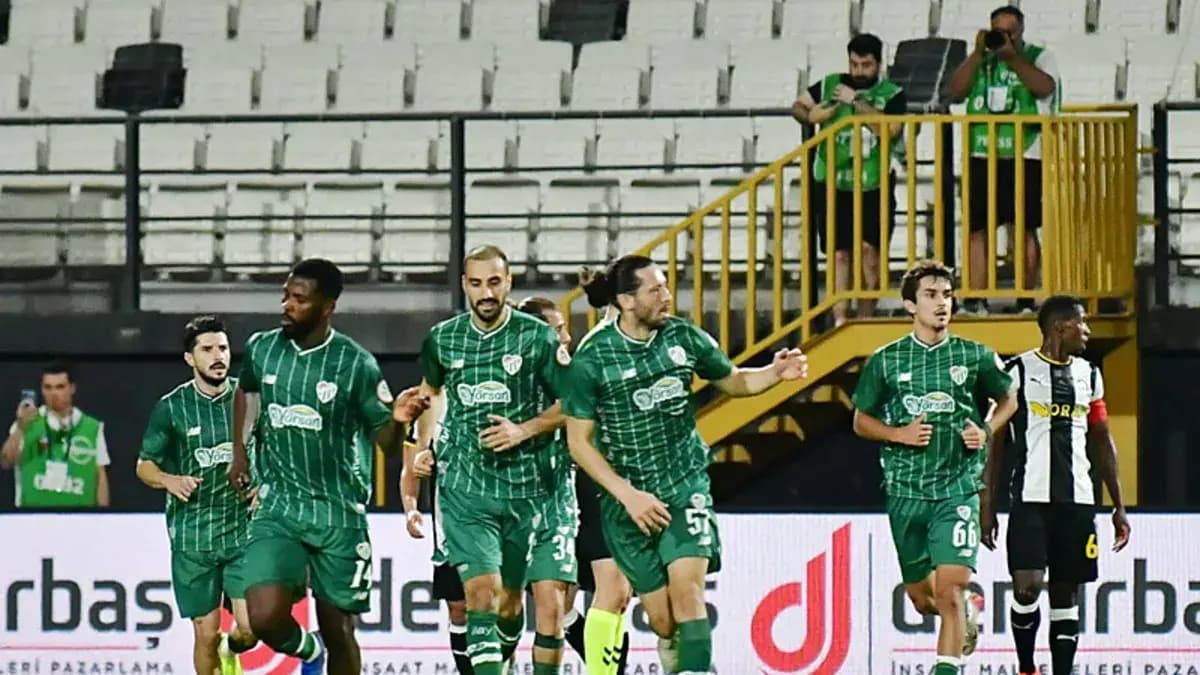 Bursaspor, Manisa’da 90+2’de kazandı!