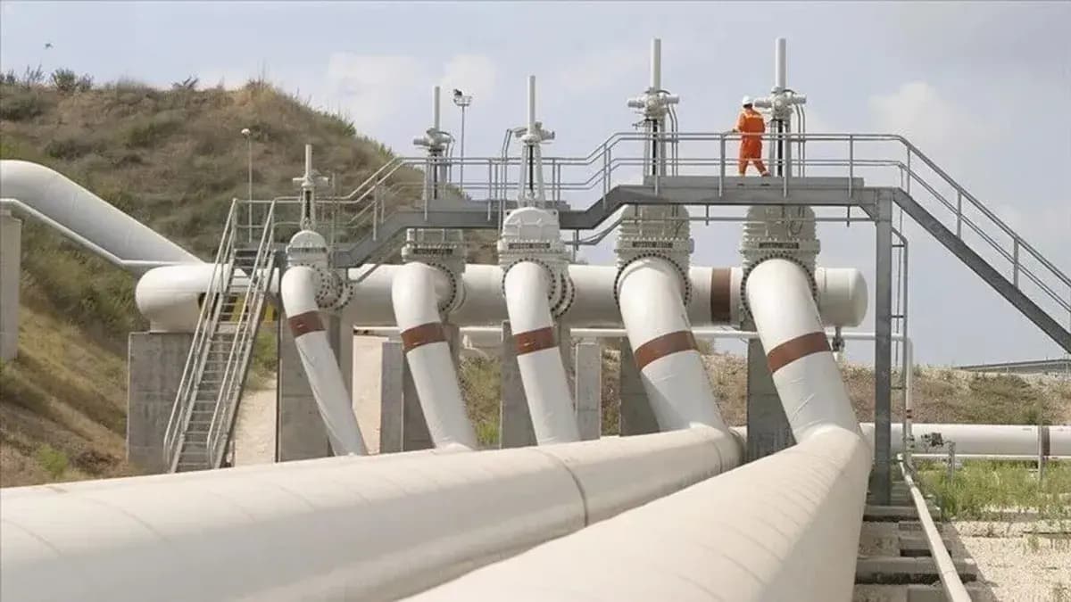 Husilerden Suudi Arabistan'a saldırı: Petrol boru hattı vuruldu! Babülmendep'te sıcak saatler...