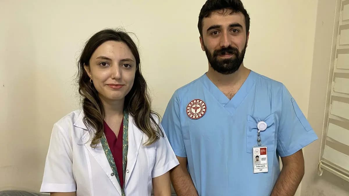 Cem Yılmaz'a ilk müdahaleyi yapan doktorlar o anları anlattı