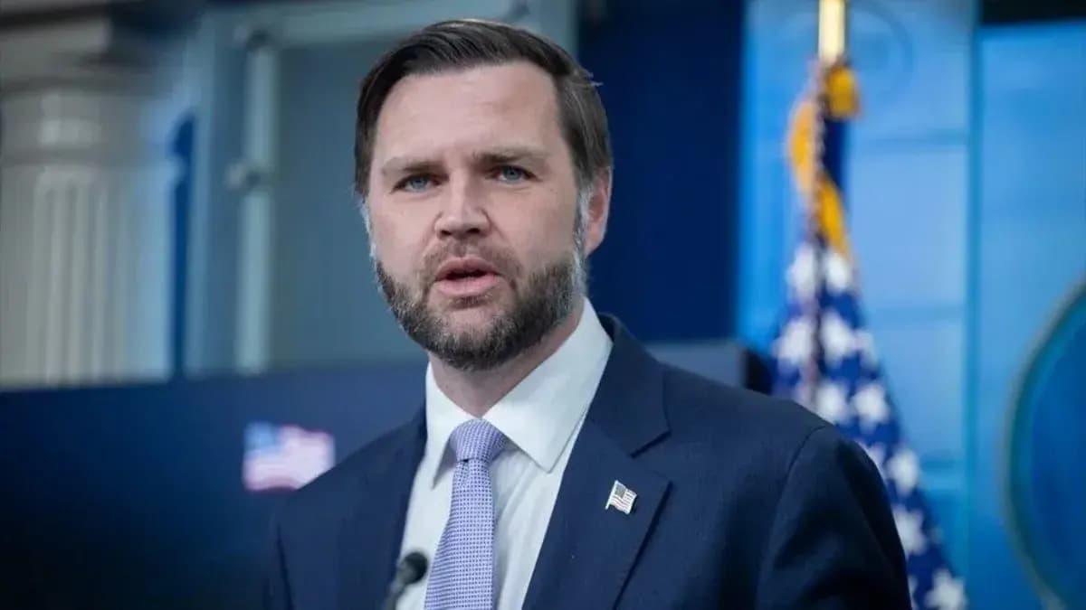 ABD Başkan Yardımcısı JD Vance'den İran açıklaması: Tüm seçenekler masada