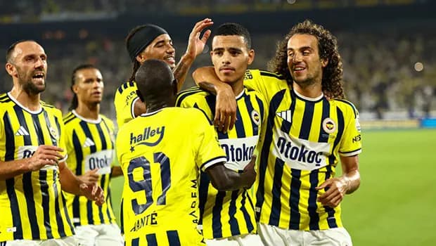 Fenerbahçe'de 4 futbolcu ilk kez derbi heyecanı yaşayacak