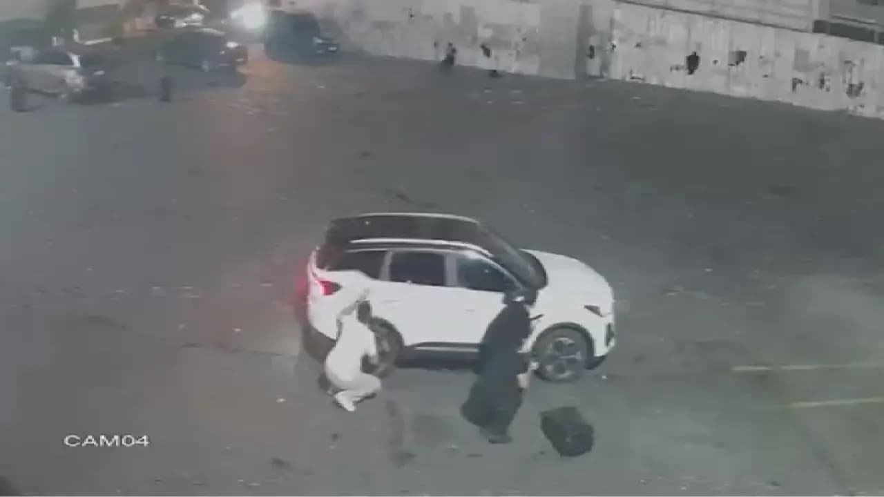 Sultanbeyli’de DEAŞ operasyonunun görüntüleri ortaya çıktı: Polise ateş açan terörist Berkan Çil böyle etkisiz hâle getirildi