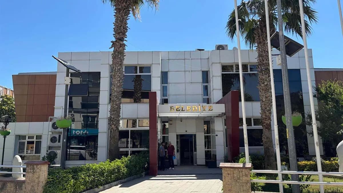 Seferihisar Belediyesi’ne yeni operasyon