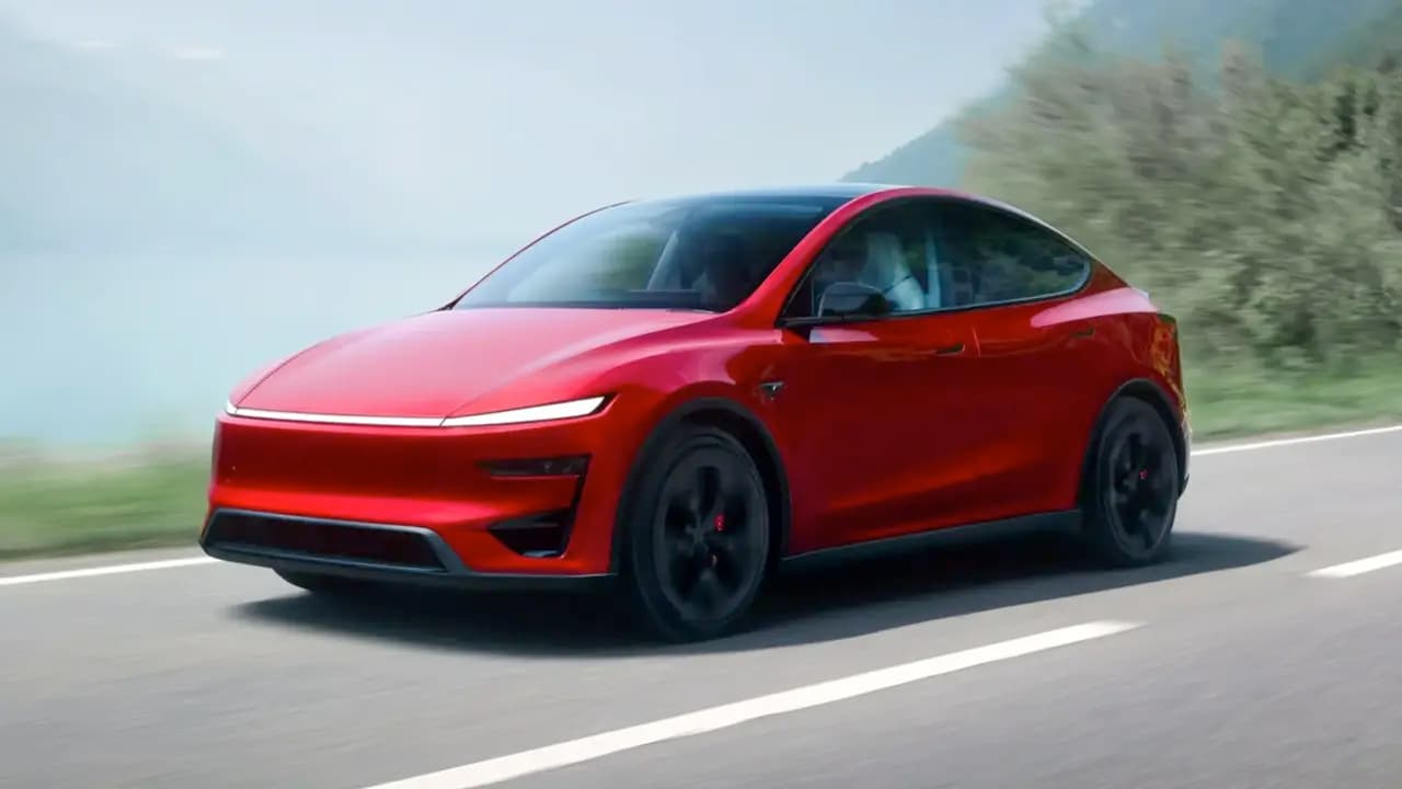 Tesla Model Y için Sessiz Sedasız Kritik Güncelleme: Super Manifold V2 Devrede!
