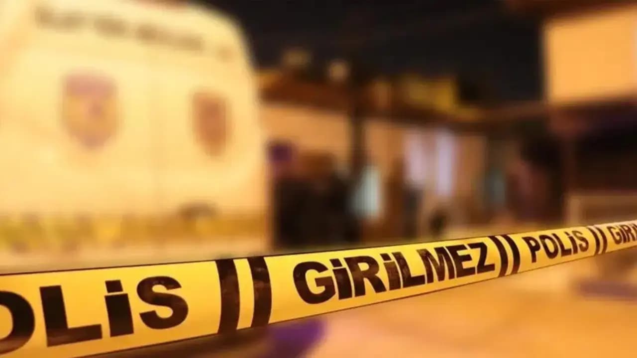 Gaziosmanpaşa'da bir kişi evde boğazı kesilmiş halde ölü bulundu