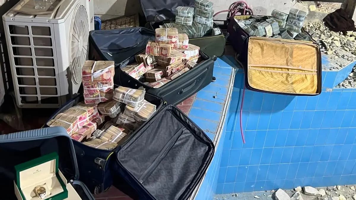 Komşuda büyük temizlik! 12 siyasetçinin mal varlıklarına el konuldu