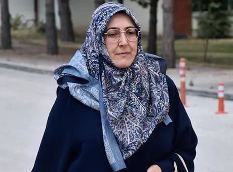 YKS'de büyük başarı! 50 yaşında üniversiteyi kazandı: Aynı anda iki fakülte okuyacağım