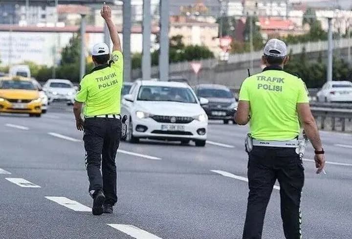 30 AĞUSTOS TRAFİĞE KAPALI YOLLAR LİSTESİ: İstanbul, Ankara'da hangi yollar trafiğe kapalı olacak? Ne zaman, saat kaçta açılacak? 30 Ağustos alternatif güzergahlar