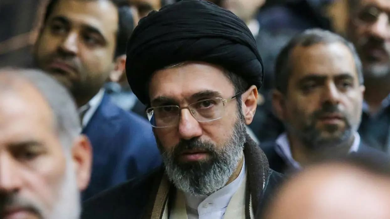 İran'da dolar alarmı: Hamaney "musluğu kısın" diyerek talimat verdi