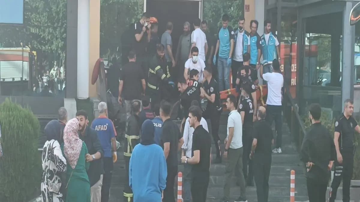 Batman’da facia! Spor salonunun sauna bölümde yangın çıktı: 2 ölü, 1'i ağır 10 yaralı